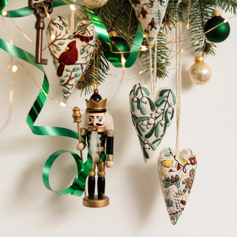 HeartStitch™ – Art de la broderie fait main avec amour