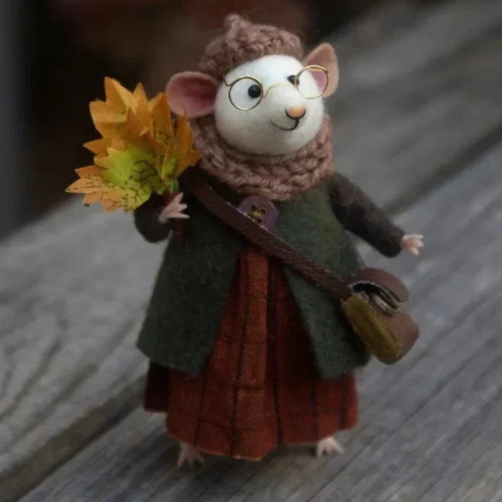 WhiskerWool™ – Souris en feutre à la main