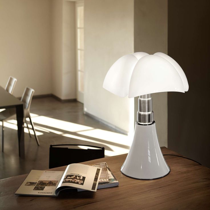 Lampe de bord BlossomGlow Designer - Elegance moderne