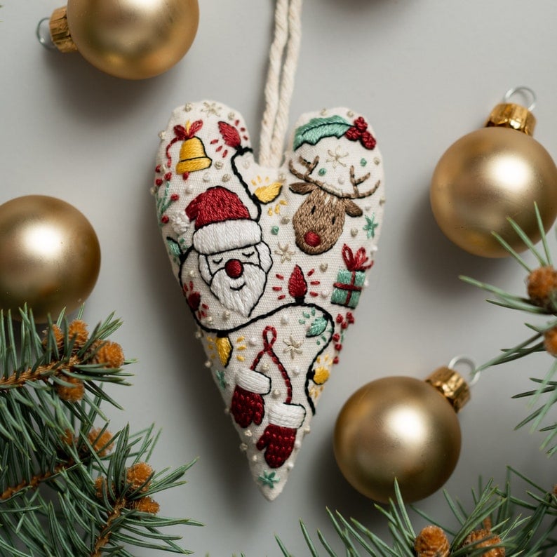 HeartStitch™ – Art de la broderie fait main avec amour
