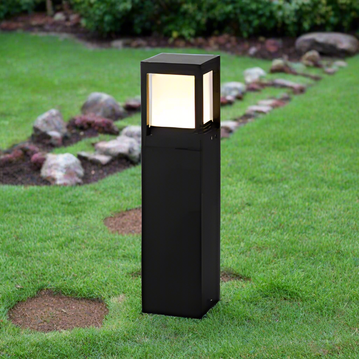 Lampe solaire LUXANO Cube | 60 cm de hauteur | Lumière LED blanc chaud | Étanche IP54 | Éclairage extérieur durable