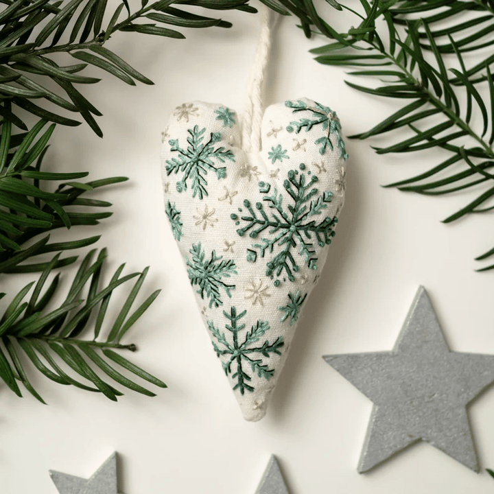 HeartStitch™ – Art de la broderie fait main avec amour