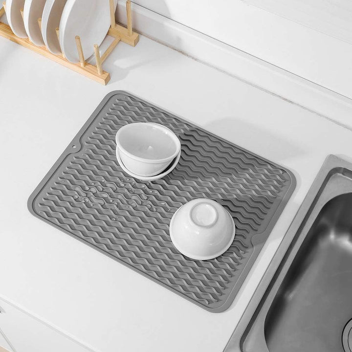KÜCHENWELLA Tapis de Cuisine en Silicone | Résistant à la Chaleur & Antidérapant | Tapis d'égouttage, Insert de Réfrigérateur & de Tiroir | Sans BPA & Facile à Nettoyer