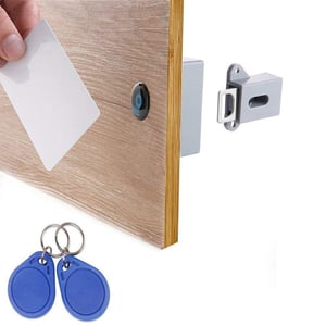 SafeTap – Protection intelligente pour vos armoires