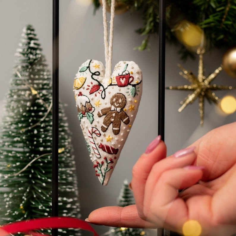 HeartStitch™ – Art de la broderie fait main avec amour