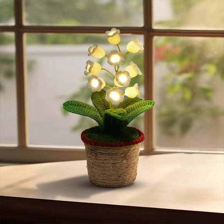 LilyGlow – La lampe en crochet à fleurs de lys avec une floraison éternelle !