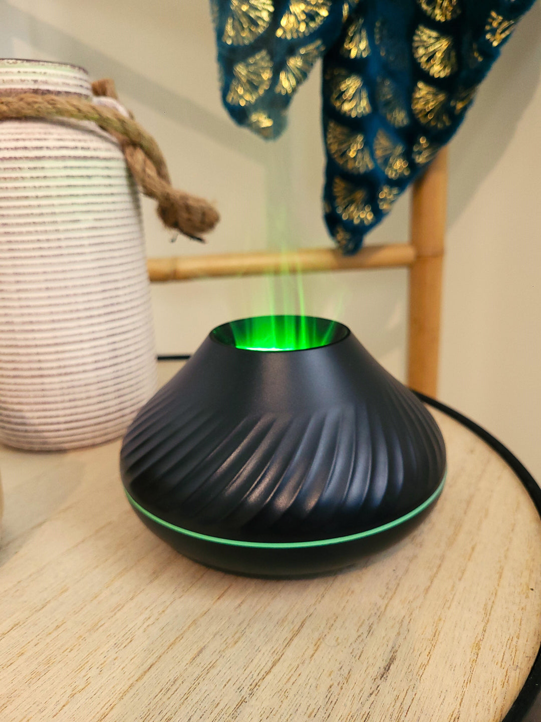 Diffuseur d'arômes LumiFlare | Effet de flamme & brouillard apaisant | 130 ml | Pour détente et ambiance agréable