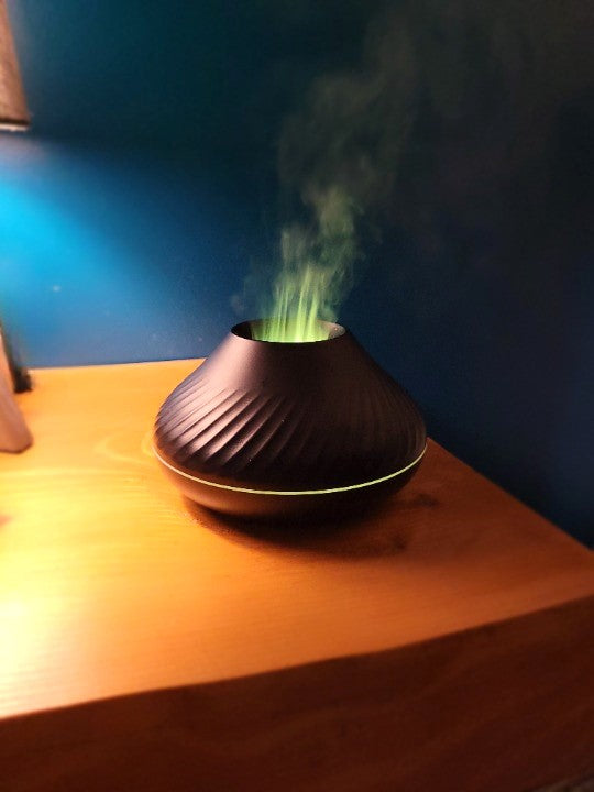 Diffuseur d'arômes LumiFlare | Effet de flamme & brouillard apaisant | 130 ml | Pour détente et ambiance agréable