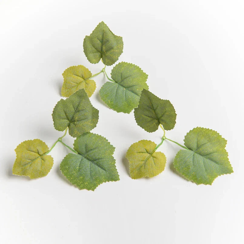 Silvara Feuilles d'érable artificielles en soie | 100 pièces | Décoration automnale pour mariage, maison & fêtes | 6,5 × 5 × 13,5 cm
