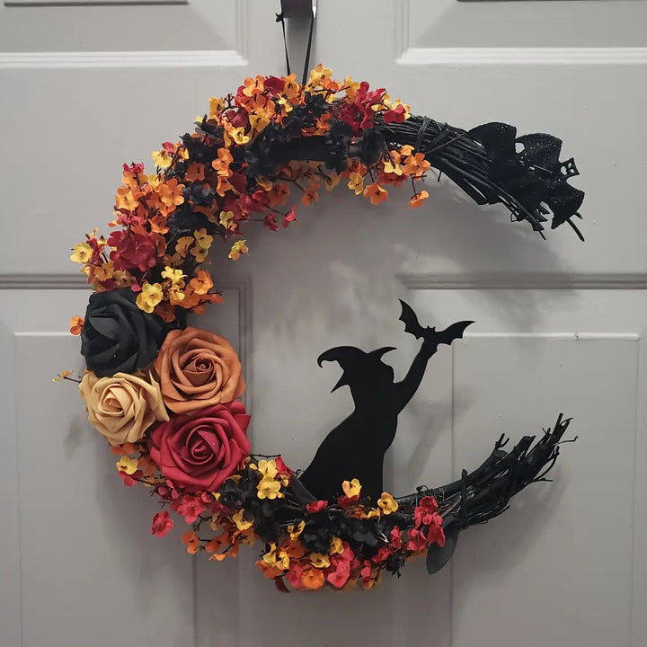 Couronne de porte Halloween | Croissant de lune avec sorcière | Fleurs d'automne rustiques | Légère & Accrochable