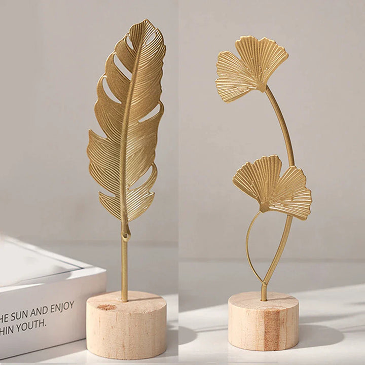 Figurine décorative Ginkgo Elegance | Sculpture de feuille dorée en métal | Décoration pour la maison et le bureau