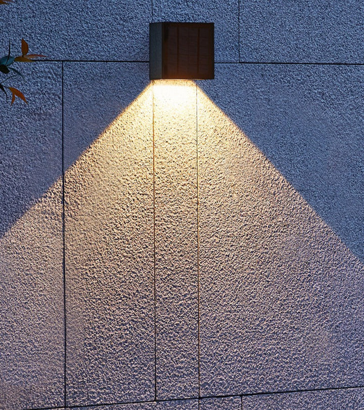 Applique solaire LUNORA | Avec capteur crépusculaire | Résistante aux intempéries IP65 | Lumière chaude et froide | 10,5x6 cm