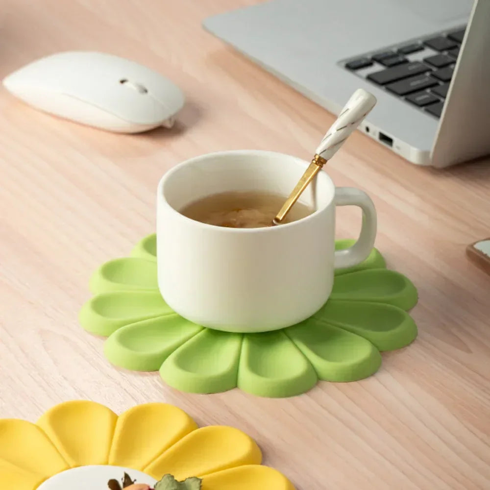 Sous-verre en silicone FleurChaleur | Résistant à la chaleur & Antidérapant | 15 cm | Set de table en forme de fleur pour tasses, bols & casseroles