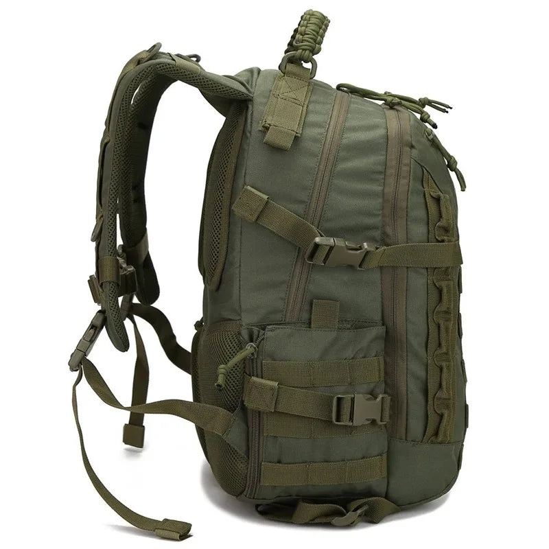 TrekNexus 35 L Sac à dos de randonnée pour hommes | Sac à dos de trekking tactique 48 × 33 × 22 cm | Camping en plein air, pêche, chasse & sport avec système MOLLE
