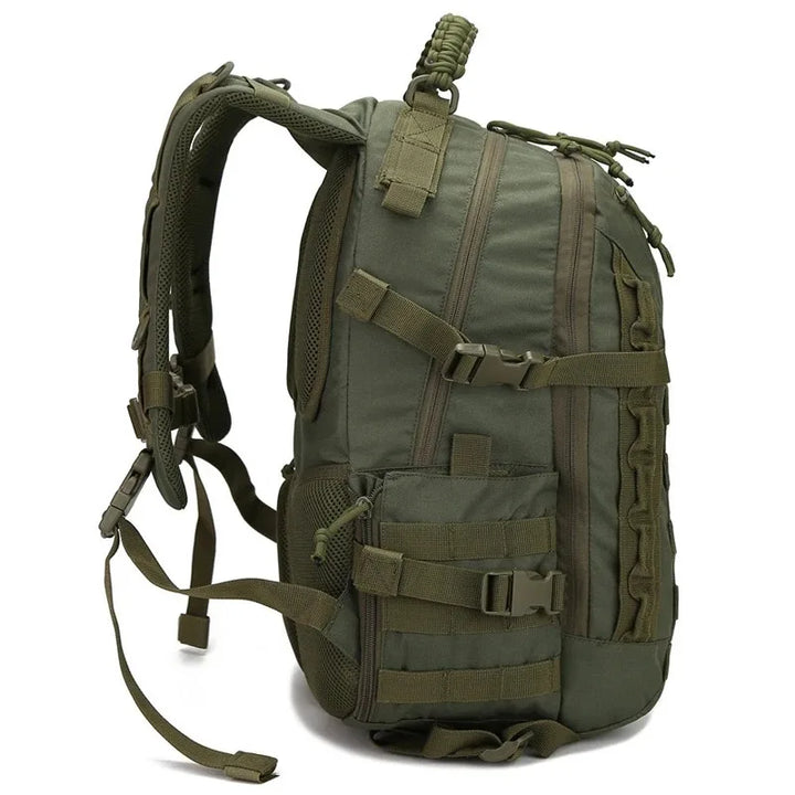 TrekNexus 35 L Sac à dos de randonnée pour hommes | Sac à dos de trekking tactique 48 × 33 × 22 cm | Camping en plein air, pêche, chasse & sport avec système MOLLE