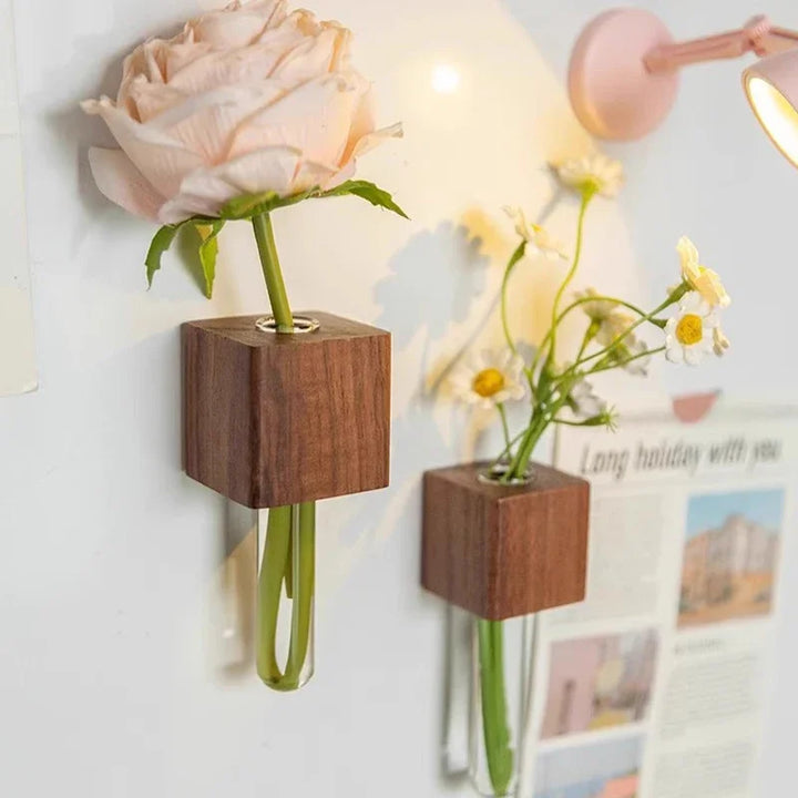 MagnaVase | Vase à tubes à essai magnétique en bois | Décoration créative pour la maison | Fait main & Stylé