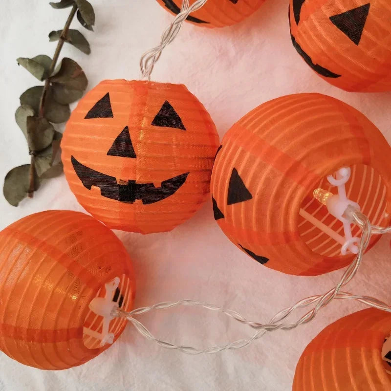 Lumora Glow Halloween Citrouille Guirlande LED | 1,5 m | 10 LEDs Blanc Chaud | Éclairage de Fête & Décoration