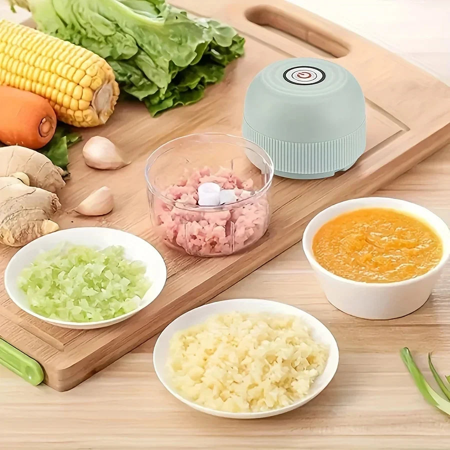 Mini Hachoir Électrique | 250 ml | Rechargeable par USB | Hachoir à Ail, Légumes & Viande