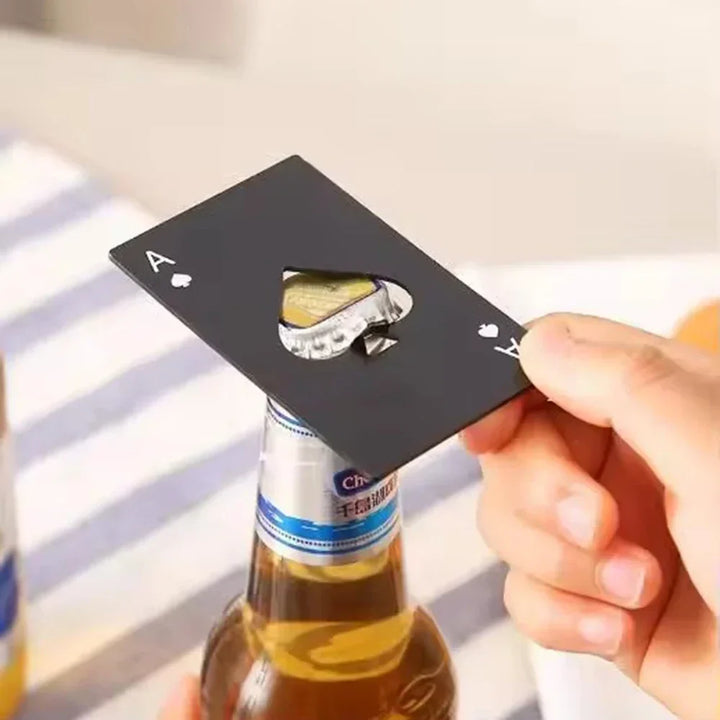AcePour Ouvre-bouteille en Acier Inoxydable au Design de Cartes à Jouer – Robuste, Élégant & Toujours à Portée de Main