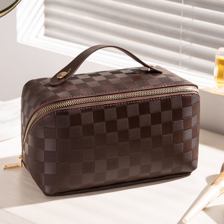 Velvoria Trousse de Maquillage de Luxe pour Voyage & Maison | Avec Compartiments & Cuir PU | Résistante à l'Eau & Polyvalente