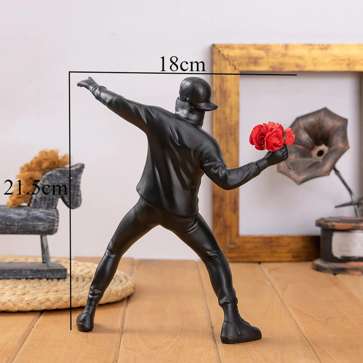 Artivora Flower Rebel | Sculpture moderne „Flower Thrower“ – Figurine décorative pour salon, bureau & bibliothèque
