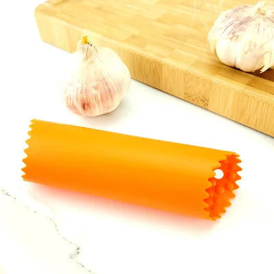Peleur d'ail en silicone | Sans odeur & Rapide | SchälFix avec structure ondulée – Lavable au lave-vaisselle