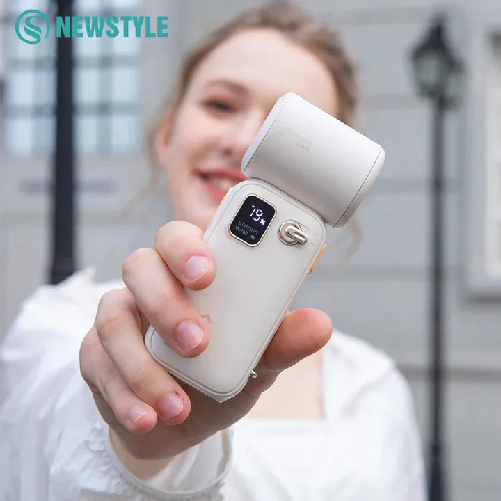 RetroBreeze C06 Mini-Ventilateur | 100 Vitesses | USB-C | Compact & Élégant