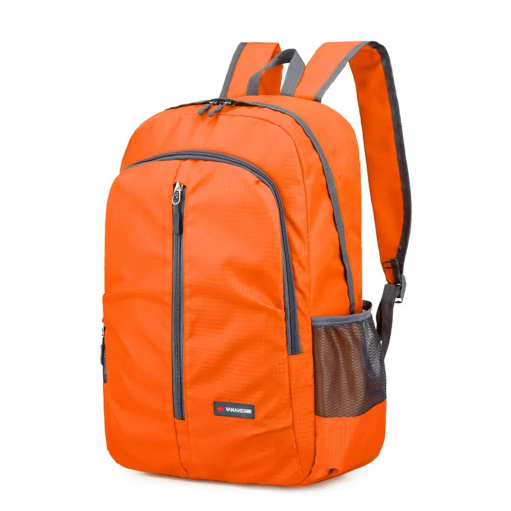 Trekparo Sac à Dos Pliable | 30L Ultra Léger & Imperméable | Pour Randonnée, Camping & Voyage | Sac à Dos Unisexe