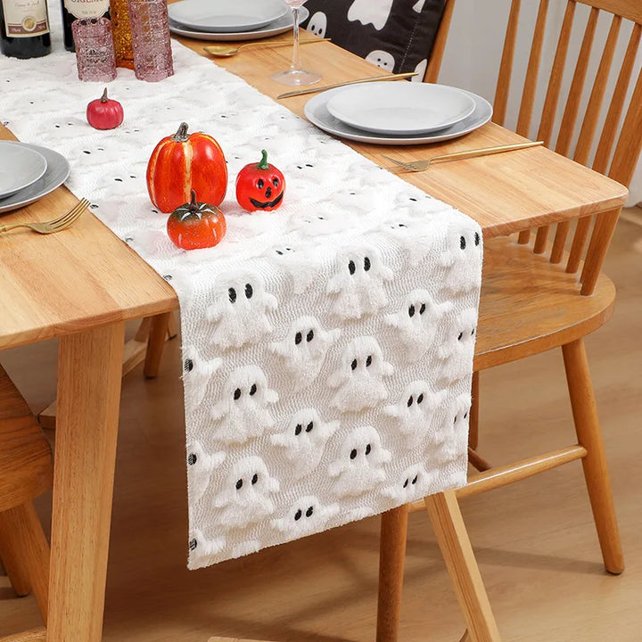 Nappe HauntLuxe | Broderie Citrouille & Fantôme | Design 3D | Décoration Halloween de Luxe
