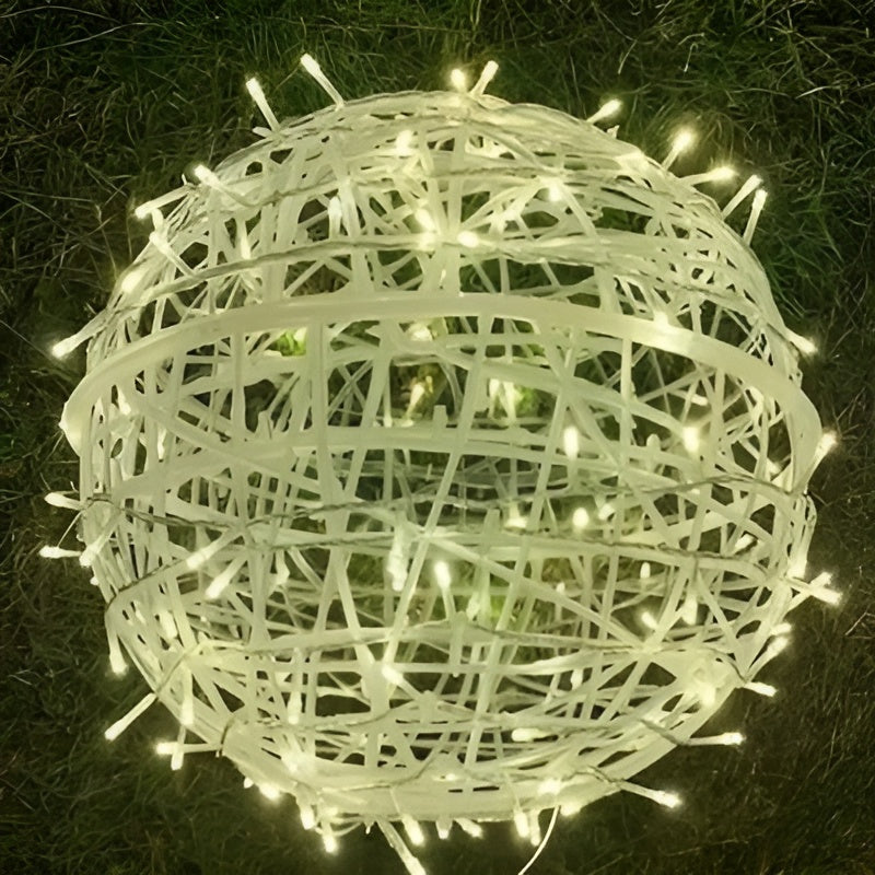 Lumora Guirlande lumineuse LED en boules | Fonctionne sur piles & Résistante aux intempéries IP65 | Pour intérieur & extérieur | Ø 6 cm | Plastique