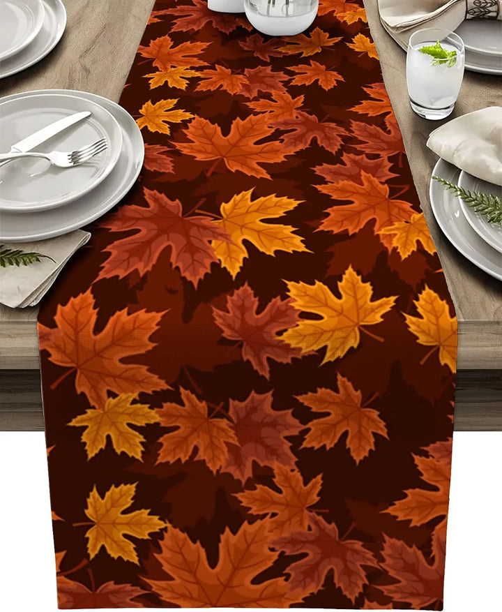 Nappe de Table Autumna LeafRunner en Lin | Décoration d'Automne en Feuille d'Érable | Lavable & Durable | 150–200 × 33 cm
