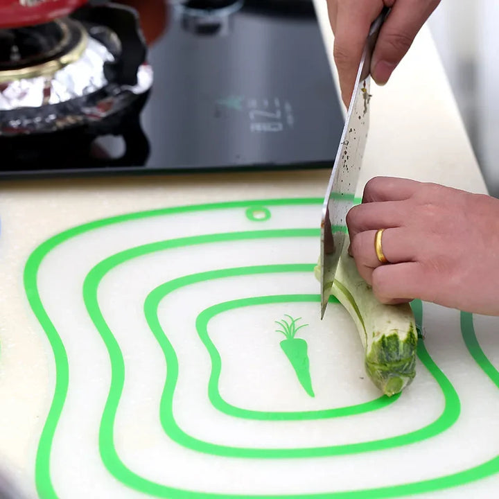 FlexiCut | Ensemble de 4 planches à découper flexibles | Antidérapantes & Alimentaires | Tapis de cuisine colorés