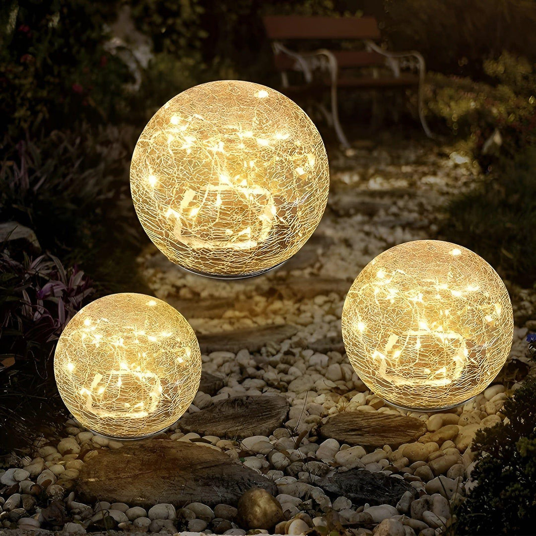 Lumora Lampe de Jardin Solaire | Lumière LED Blanc Chaud | Automatique & Étanche IP65 | Design en Verre Brisé