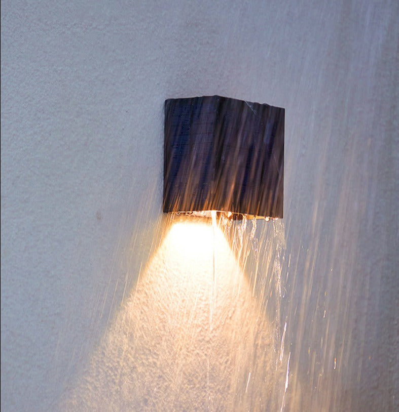 Applique solaire LUNORA | Avec capteur crépusculaire | Résistante aux intempéries IP65 | Lumière chaude et froide | 10,5x6 cm