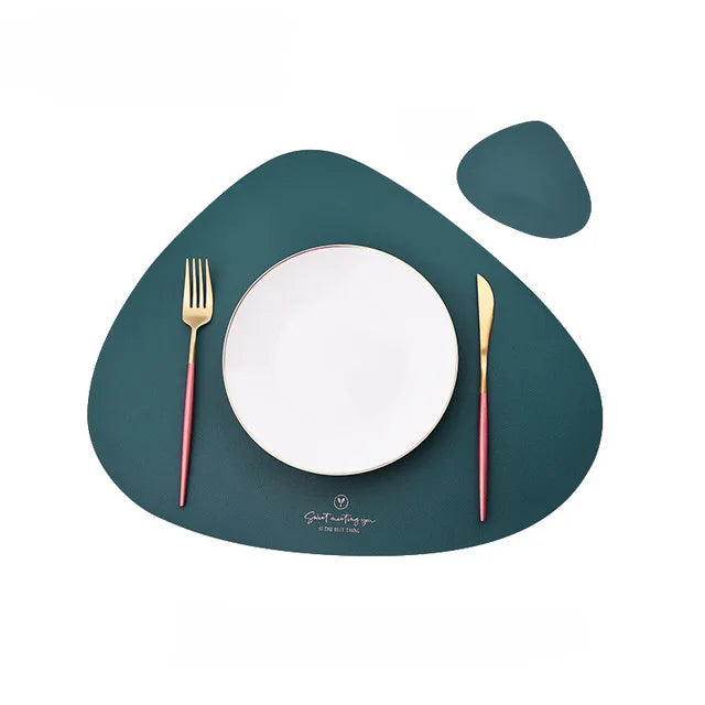 PrestigeMat - Ensemble élégant de sets de table et sous-verres en cuir PU