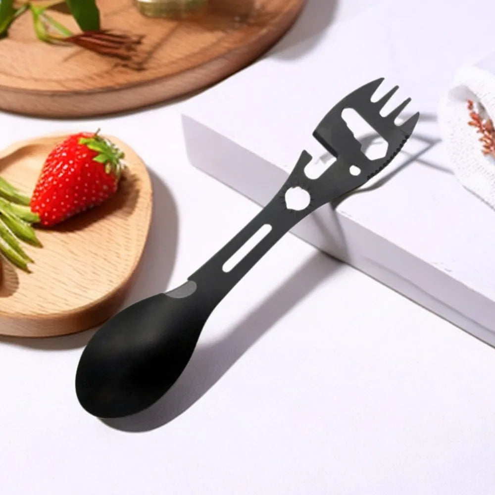 TrailSpork Pro | Spork de camping en acier inoxydable 6 en 1 | Fourchette, cuillère, outil de creusage & protection personnelle | Ultra léger & compact | Pour les activités de plein air & survivalisme