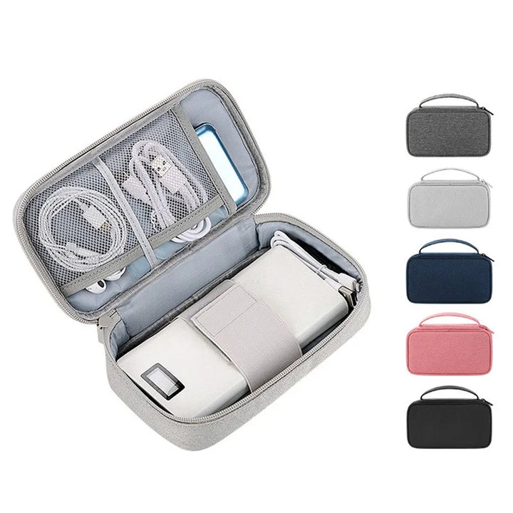 TechTidy TravelSafe Organisateur de Câbles de Voyage | Imperméable & Compact | Pour Voyages & Accessoires Électroniques | Disponible en M & L