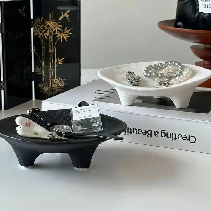 Trivora Coupelle à bijoux | Coupelle en céramique | Ovale avec design à 3 pieds | Créatif & Multifonctionnel | Pour bijoux & accessoires