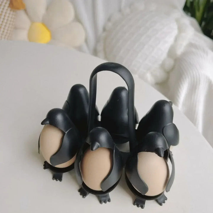 PinguEgg Cuiseur à œufs Design Pingouin | Capacité de 6 œufs | Résistant à la chaleur & Lavable au lave-vaisselle | 15 x 13 x 13 cm