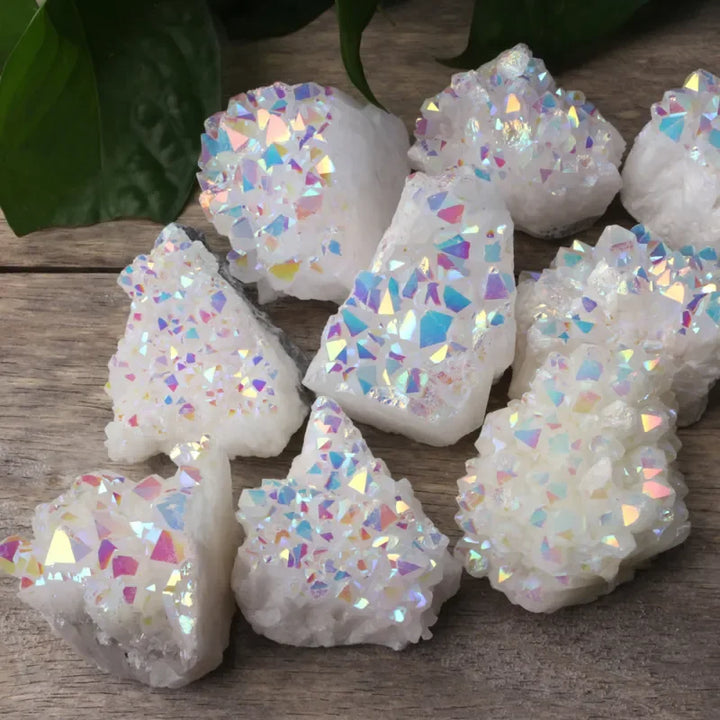 Groupe de Cristaux en Pierre Naturelle CrystalAura | Cristal Brut Blanc | Pierre de Décoration & de Guérison | env. 3–6 cm