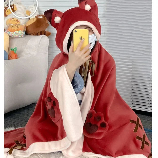 Cape en Fleece Kurochi | Design Kawaii Chauve-Souris | Poncho à Capuche pour Femmes | Douillet & Chaud