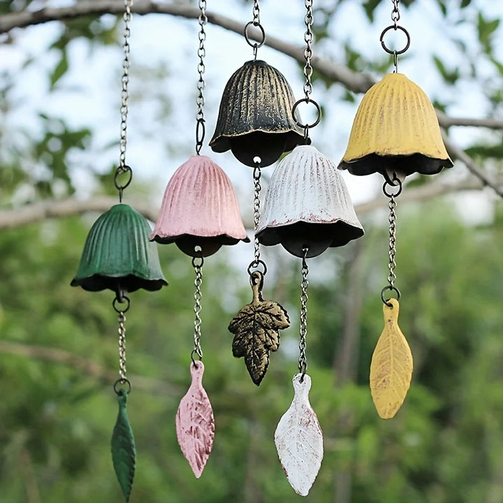 KazeBell | Carillon japonais en fonte | Design rétro en forme de feuille | Pour balcon et jardin