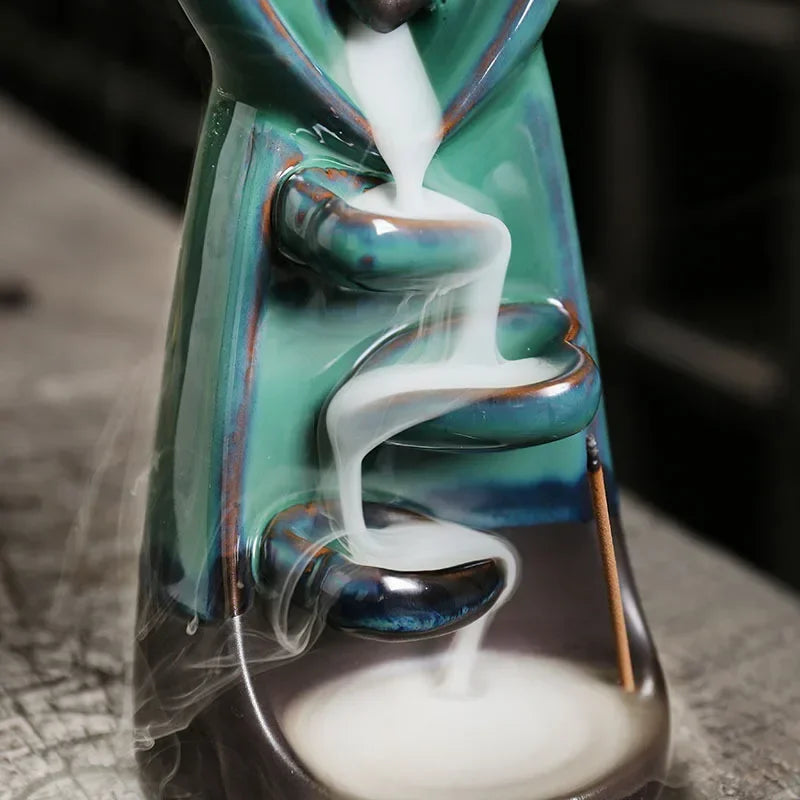 ZenAura Brûleur d'encens à reflux | Céramique | Design couple amoureux | Décoration & Méditation | 7,3×7,4×17,4 cm