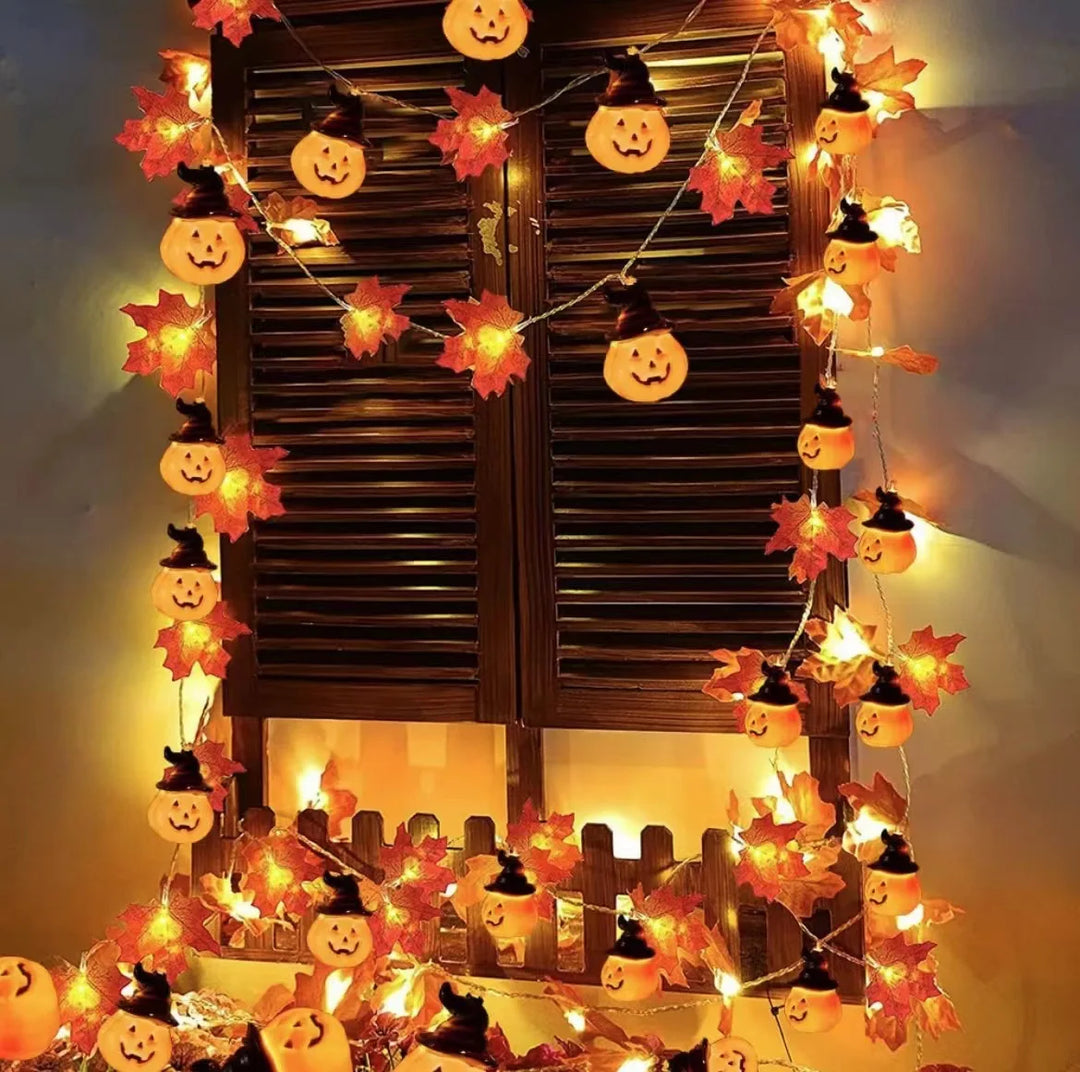 Guirlande d'automne AutumnGlow | 1,5 m | Décoration feuilles d'érable & citrouilles | 5 LED Blanc chaud