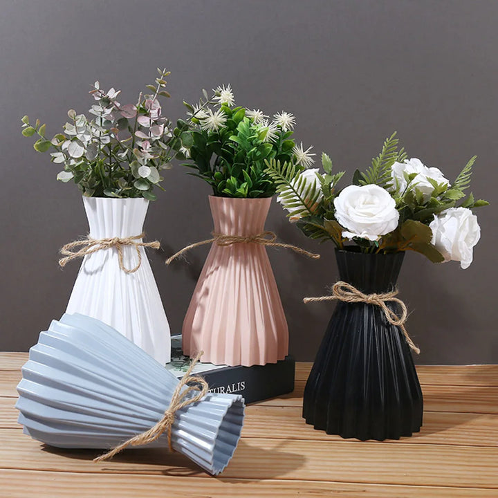 Vase à fleurs en plastique moderne | Design taille créatif | Léger & décoratif | 12×17,5×7 cm