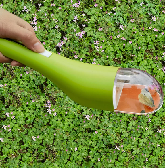 BugWhisper – Le sauveur d'insectes doux !