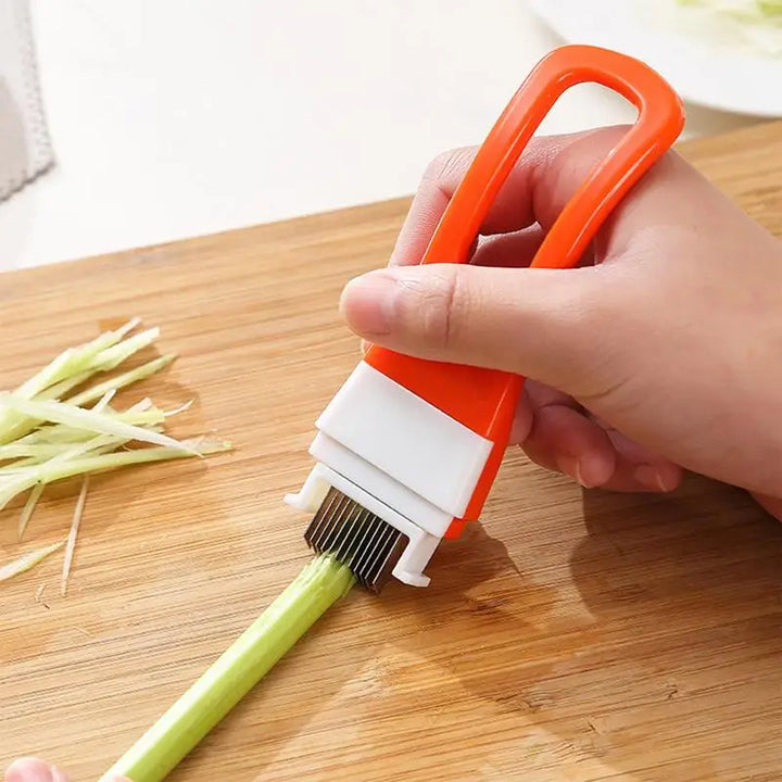 Coupe-oignons Graviso OnionSharp | Coupe-légumes et oignons pratique avec capuchon de protection | 14 × 4,3 cm | Lames en acier inoxydable et poignée ergonomique