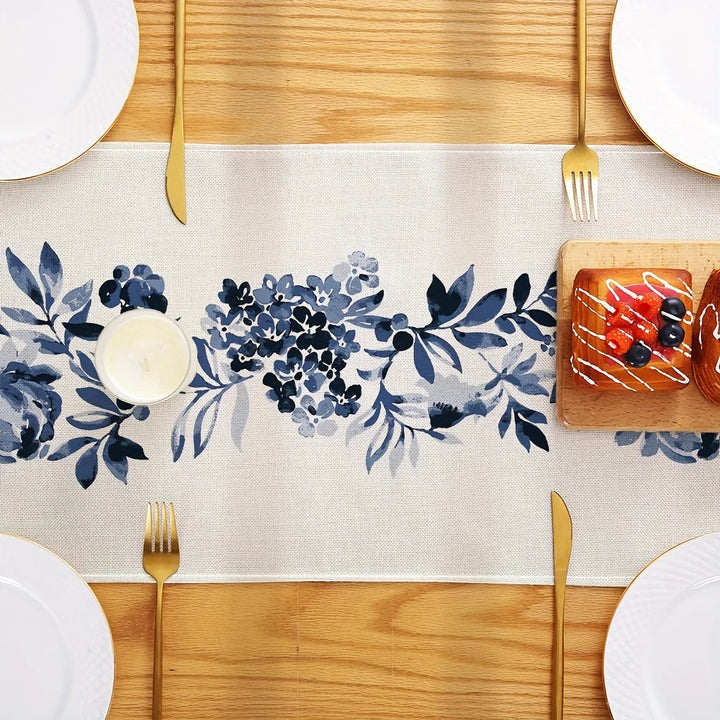 BloomLoom | Chemin de table Boho | Lin avec fleurs bleues | 150–200 × 33 cm