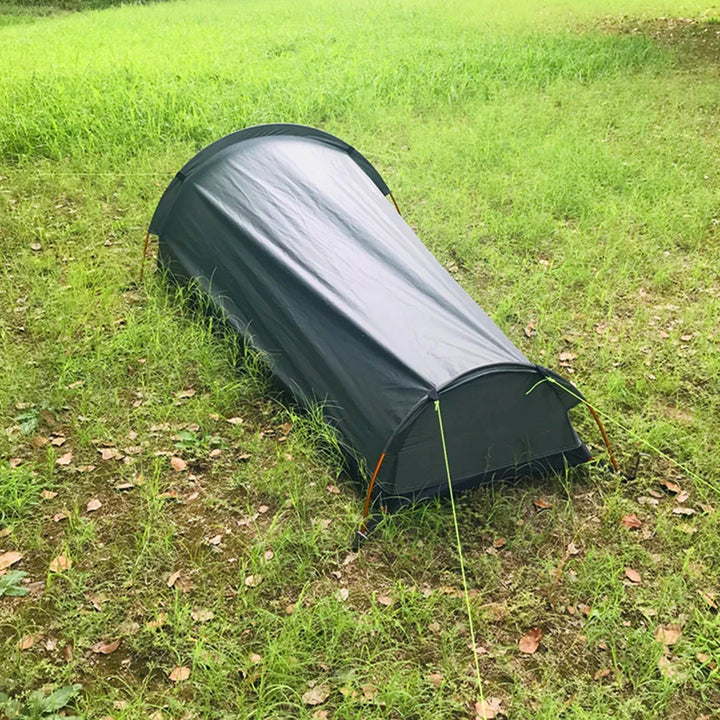 Trekvento SoloShield Ultra-léger tente pour une personne | Imperméable & Résistant au vent | Avec armature en aluminium et sac de rangement | Pour trekking, randonnée & camping
