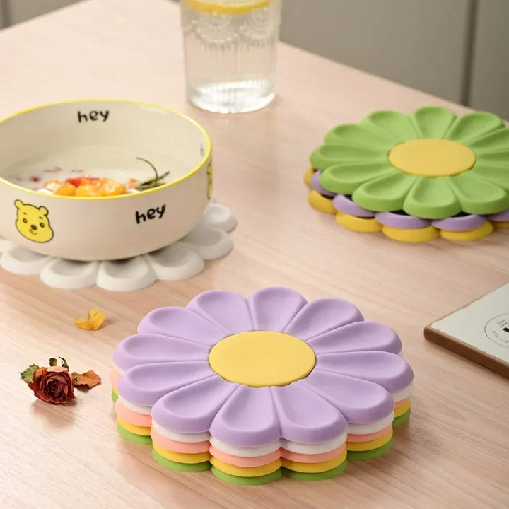 Sous-verre en silicone FleurChaleur | Résistant à la chaleur & Antidérapant | 15 cm | Set de table en forme de fleur pour tasses, bols & casseroles